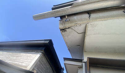 破風板金巻きの写真